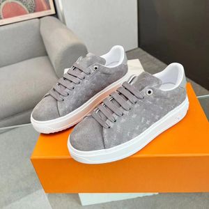 Designer Casual Schoenen Time Out fluwelen bont harige warme Sneakers Oude Bloemen Suède Herten Sport Sneaker mannen Vrouwen skate Schoen jogging fitness schoenen 05