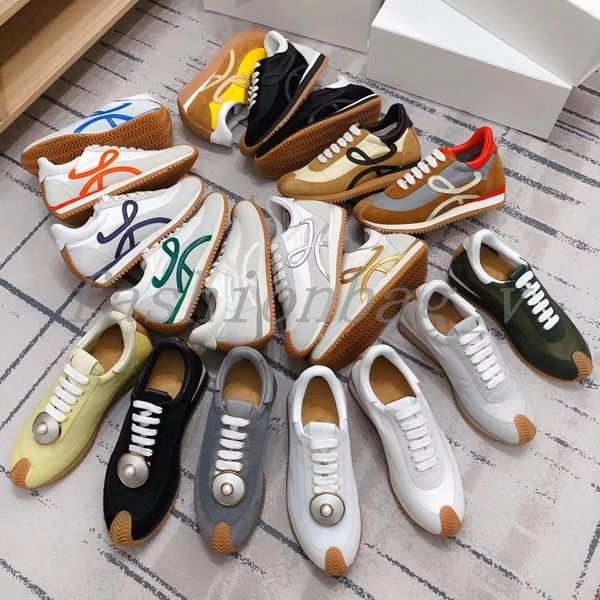 Designer Casual Chaussures Femmes Hommes En Plein Air Baskets En Nylon Daim Lisse Chaussures De Course Correspondance De Couleur Décoration Entraîneur Forrest Gump Haute Qualité Couple Sneaker