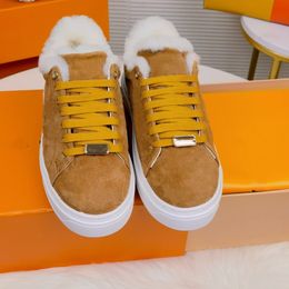 Designer Casual Femmes Chaussures Voyage En Cuir À Lacets Sneaker Mode Dame Plat Hiver Peluche Chaud Courir Formateurs Lettres Femme Chaussure Plate-Forme Hommes Gym Baskets