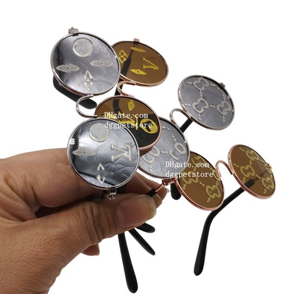 Designer Cat Dog Lunettes de soleil Lunes drôles pour animaux de compagnie Round Metal Cat Classic Retro Sunglasses Pet Hippie Migne Dog Cat Cosplay Party Costume Photo Prophes Cosplay Lunes L02