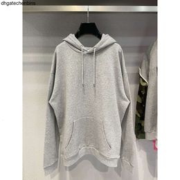 Designer Cel Femmes and Men Hoodie Hoodie High Version CL CL Back Imprimé Terry Sweat à sweat tissé et coton teint Coton Offset épais Processus d'impression et femmes Swe CEL 31EJ I562