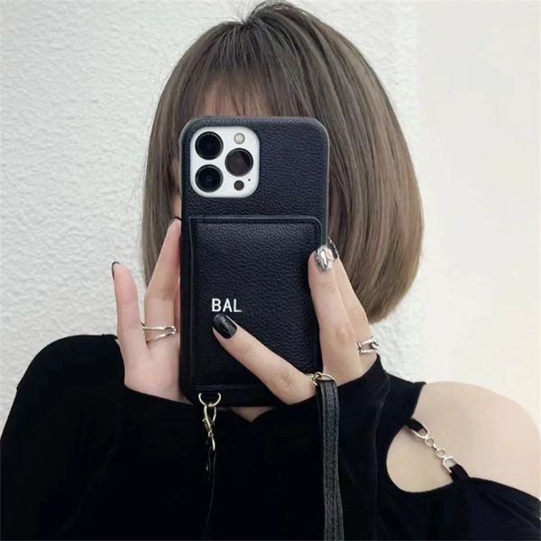 Cas de téléphone portable de concepteur pour Iphone 13 Pro Max Case 14 Plus 12 11 Iphone Case Femmes Mode Sac à main Case Phone Shell avec poche pour carte