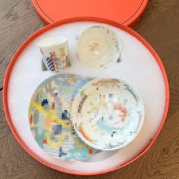 Designer Ceramics Dingeware Set Enfance Ritual Series Cup Bow Bowl Dish Table Vérifiez quatre pièces