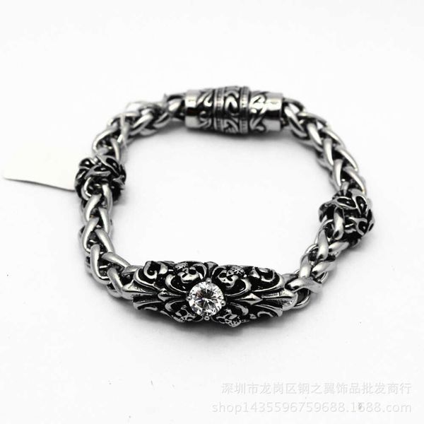 Diseñador CH Pulsera para hombres Cromos Dominantes Titanio Acero Mujer Diamante con incrustaciones Cabeza de fantasma Joyería de corazón magnético Pulseras de cadena Brazalete clásico 9OCH