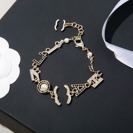 Chaîne Chain Bangle Womens Marque C-Letter Bracelet Crystal 18K Gold-plaqué en cuivre en laiton en cuivre
