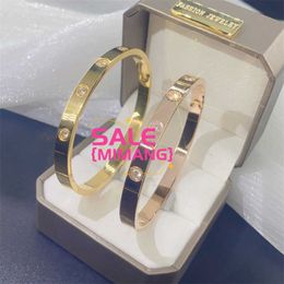 Pulsera de la cadena de diseñador Clover Bracelets Hombres Love Bangle Jewelry Mujer con plata de oro plateado de oro rosa Cirón de acero de acero de 6 mm de ancho brazalete de brazalete para mujeres D