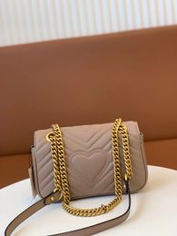 Chaîne Chain de créateur Sac de messager à épaule High Quality Cuir Love Love Fashion Brand Hands Sac à main Sac Cross Cross Body Tote Purse