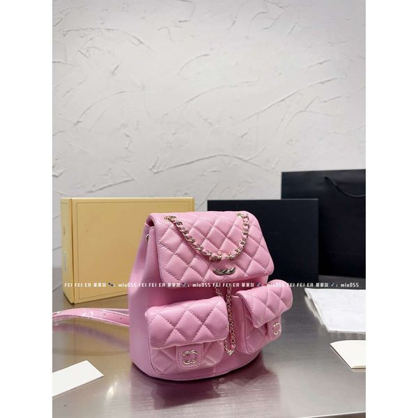 Designer Chan Girl Sac à dos de luxe pour femmes avec de petits mini-sacs de parfum 23P Petit sac à dos de petite grenouille rose vent parfumé avec sac de livre à motif caviar et litchi LP4H