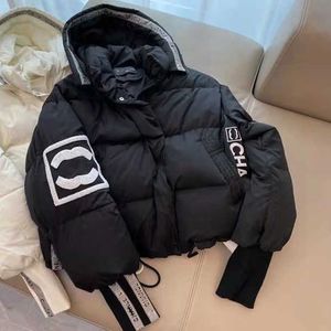 Designer Channel Down Jacket Automne Hiver Femmes Puffer Chan Vestes Manteau Broderie Chan À Capuche Zipper Casual Court Petit Parc 5073