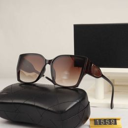 Designer Channel Gafas de sol 2023 Nueva caja Xiaoxiang para mujer para uso diario protector solar versátil y deporte blanco