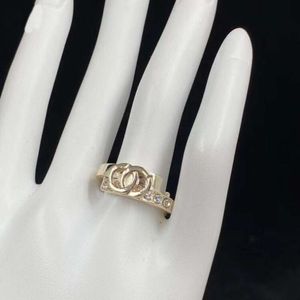 Bague de créateur en laiton et diamant, anneau de sens de haute qualité, tempérament de mode