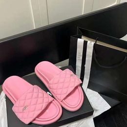 Designer Channelshoes Chaussures Chanelsandals Lingge Velcro Matsuke Pantoufles à pain à semelle épaisse pour femmes avec pantoufles surélevées décontractées pour externe 2024