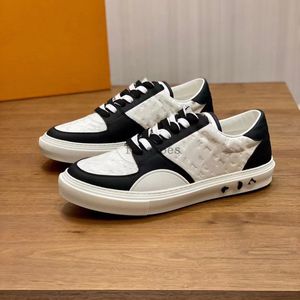 Designer Charlie Sneakers Ollie Casual Shoes Trainers Sneakers Blazer Mens Luxury Rivoli Printing Trainers Véritable Sneakers en cuir Size39-46 5.14 01