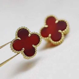 Charme de créateur 925 Boucles d'oreilles de trèfle en argent sterling plaquées de 18 carats en or fritillaria rouge agate rouge vert chanceux bijoux