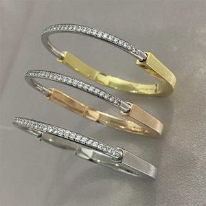 Designer Charm Bangle AA Tifant Love Lock Colorful Diamond Sterling Sier Rose Gold Womens Fashion Bracelet V4B6 474573
