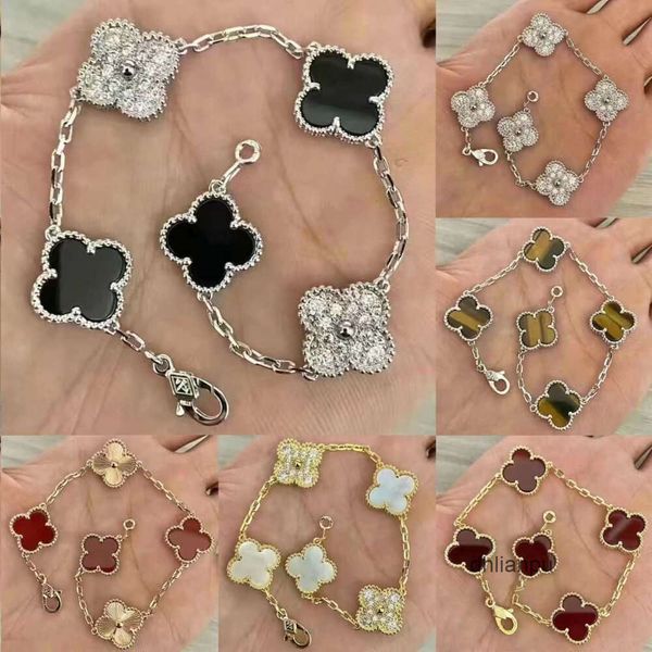 Bracelets de charme de créateurs Van Four Leaf Clover Cleef Bracelet Bijoux Bracelets en or rose pour femme Luxe Argent Quatre Feuilles Charm Braclet avec boîte