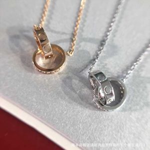 Designer Charm Carter Hoge Versie V Goud Kwaliteit Dubbele ring Diamant ketting met in elkaar grijpende licht Luxe Internet Red Collar Chain
