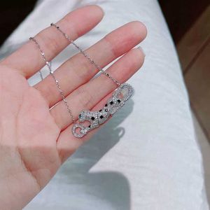Charme de créateur Carter Nouveau collier de léopard en diamant complet 925 argent sterling plaqué 18 km goutte de collet noir