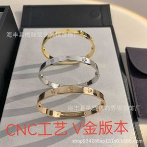Designer Charm CNC High Edition V Gold Carter Buckle Full Sky Star Bracelet Colorless Classic Wide and Smal With Diamond Rose