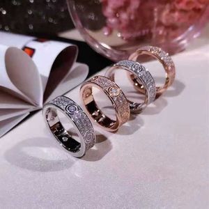 Charme de créateur Nouveau Carter Wide et étroit Full Sky Star Titanium Steel Ring Womens Fashion Inoxyless Rose Gold