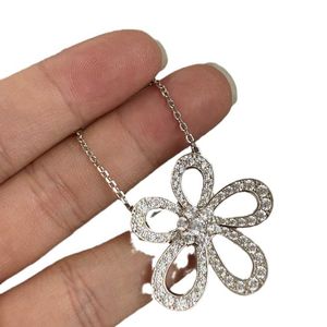Designer Charm V Gold plaqué Mijin Full Diamond Flower Collier de haute qualité doit être payé par les célébrités Internet bijoux