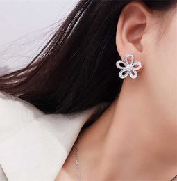 Charme de créateur Van Big Boucles d'oreilles 925 Diamant en or 18 km en argent sterling plein de pétales bijoux