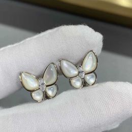 Boucles d'oreilles papillon Van Van Van White Fritillaria 925 Bijoux de haute édition en or Pure Silver Plated 18K