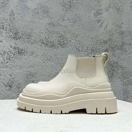 Designer Chelsea Boots Martin Boots Luxury Designer Mens and Womens Ankle Boots Platform Elevation Cuir Chaussures Chaussures Femmes Platforms Souged Boots Hip Hop 742