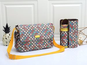 Diseñador niños amor corazones bolsas de pañales momia impermeable bolsa de pañales de lujo multifunción cremallera cerrojo poliéster gran capacidad madre bolso de hombro S0986