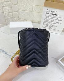 Designer enfants lettre matelassée sacs à main enfants bandoulière seau sac filles PU cuir métaux chaîne un sacs à bandoulière A90595802702