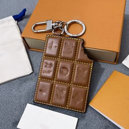 Designer Chocolate Model Keychain Key Chains Ring Holder 7x9cm Brand Letter Designers Keychains For Porte Clef Gift Men Women Car Bag Hanger Accessoires No Box