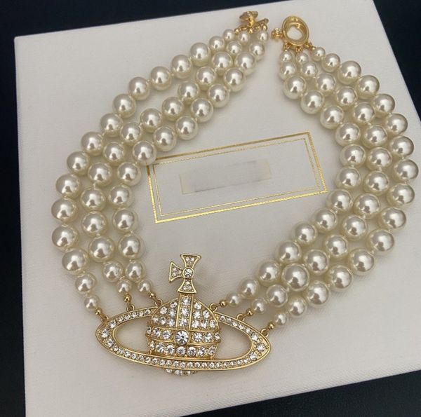 Collier de boulangers de créateurs Luxury Women Jewelry Bijoux en métal Collier de perle Gold Collier exquis Accessoires festifs Cadeaux exquis