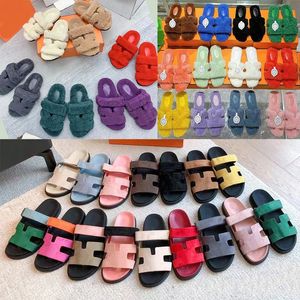 Designer Chypre Pantoufles oran sandales sandales en cuir pour femmes plage d'été et d'hiver pour femmes pantoufles en peluche à fond plat avec boîte