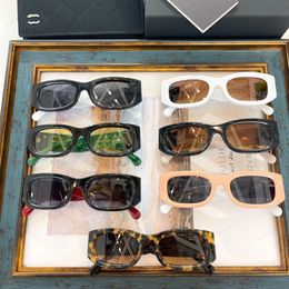 Designer Classic Eyeglass Goggle Outdoor Beach Sun Sunes For Man Woman Mirrow Facultatif 1: 1 CH5525 LS LS LS SUNGLASS 1