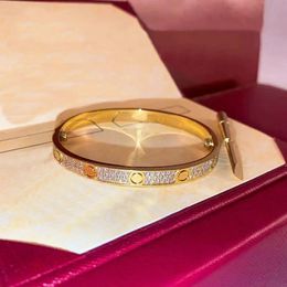 Designer Classic Fashion Gold Card Plus Bracelet Tai Steel Cournevis Diam