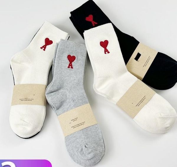 Designer classique mode luxe hommes et femmes tête brodée requin chaussettes pur coton chaussettes classique couleur Style 3 paires/lot