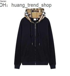 Designer Classic Luxury Sweat à capuche Burbs Stitch Simple Zipper Cardigan Mode Hiver Fashion BBR Mens and Womens Pull Pullover Hooded 17TUH3708277