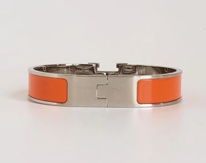 Designer classique de luxe bijoux bracelet bracelet hommes et femmes pour titane acier inoxydable boucle en or bracelet bijoux de mode bracelets avec boîte de sac d'origine