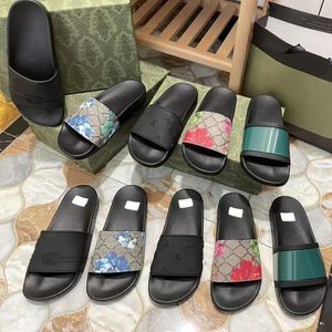 Designer Classic Slippers Men Women Flower Spring Summer Sandalen Sandalen Sandalen Sandalen Sandel Sandaal Badkamer Huishoudelijke schoenen Flip-Flops Gestreepte casual 36-47