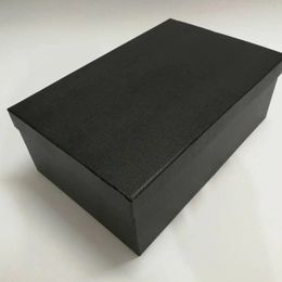 Diseñador Clásico Super Mini Caja de botas Suela gruesa Corta Mujer Piel de oveja Piel de oveja Australiano Invierno Tobillo Moda Caja de zapatos simple Caja cuadrada Caja original