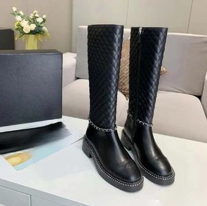 Designer Klassieke Dameslaars Knielange dameslaarzen Enkellaars Designer Martin-laarzen voor dames Klassieke schoenen Mode Winter leren laarzen Grove hak Damesschoenen