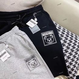 abiti firmati pantaloncini da jogging in cotone per bambini Pantaloni da spiaggia alla moda in tinta unita di alta qualità Abbigliamento sportivo casual stile estivo Alfabeto orso di lusso mos nero grigio