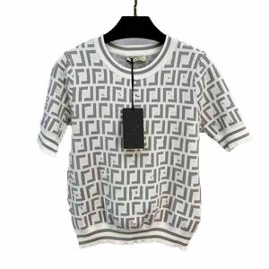 Ropa de diseñador Mujer Caída Nueva tendencia de moda Marca Jacquard a rayas Cuello redondo Jersey Suéter de manga corta Camiseta casual para hombres y mujeres Estilo dulce transpirable