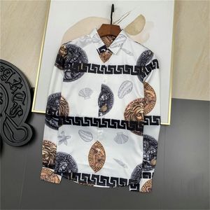 Designer Cloud Blue Hawaiian Style Mens Short Print Shirt plus taille Collar Collar Size Bouton Loose plage M-3XL DFF18