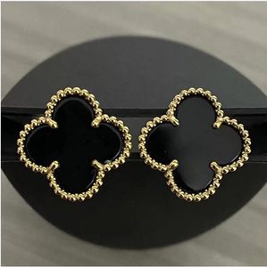 Ontwerper Klaver Studs Oorbel Vintage Klavertje Vier Charm Stud Oorbellen Terug Parelmoer Roestvrij Staal Gouden Studs Agaat voor Vrouwen Bruiloft Sieraden cadeau 1