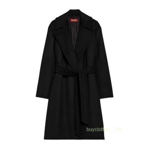 Montons de créateurs Maisons en cachemire Mouilles de luxe Max Mara Womens Noir Casual Luxury Lace Up Up Mid Longueur Wide Flip Neck Coat
