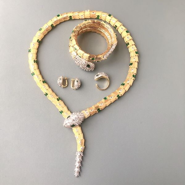 Designer Collection Style Dîner Tour de cou Neckhole Collier Bracelet Boucles d'oreilles Réglages Diamant Plaqué Or Serpent Serpent Snakelike Ensembles de Bijoux