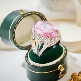Designer Collection Style High-End Women Lady Inleg Ovaal roze kubieke zirkoon Daiomd vergulde gouden duif-eierfeestje Dinner Ring