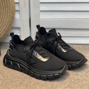 Designer Comfort Sneakers Noir Samurai Tricoté Chaussures De Sport Hommes Luxe Casual Chaussures Triangle Signature Tricoté Supérieure Doublure En Cuir De Vache Semelle Épaisse Chaussures De Course