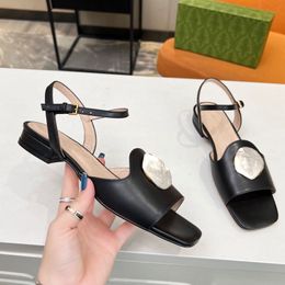 Sandalias de verano cómodas de diseñador, zapatos planos de moda con punta abierta para mujer, vacaciones de ocio, zapatos romanos para caminar para mujer 42